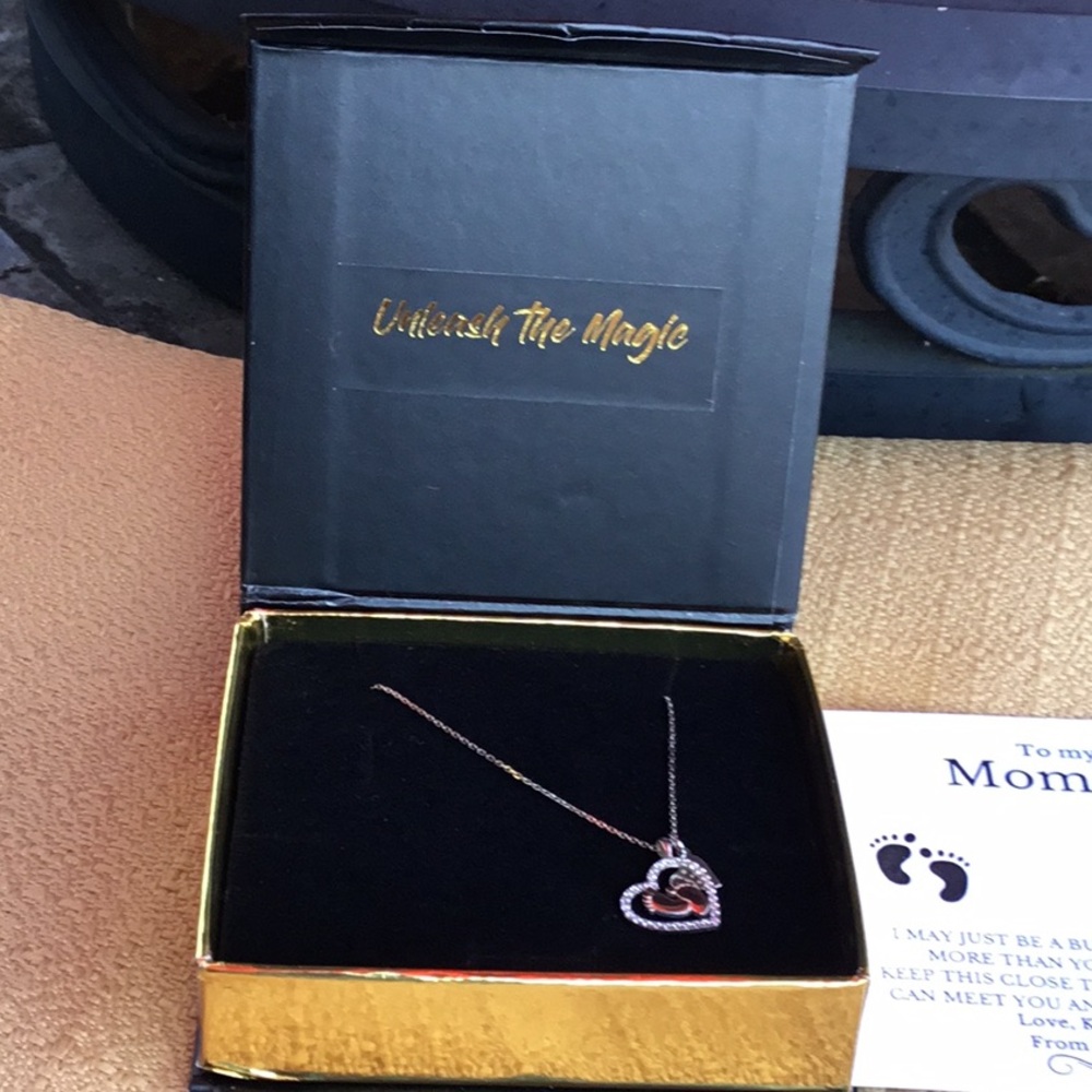 Aphrodite’s Mommy Necklace - NIB